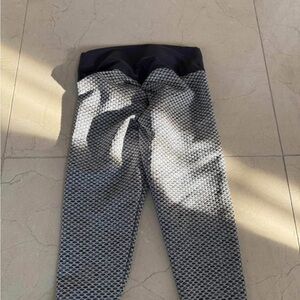 Women’s Scrunch Leggings